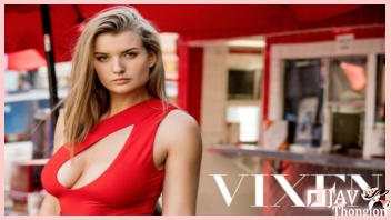 VIXEN เมียไม่ใช่เมีย หนังAVฝรั่งซับไทย ดูฟรี หนังโป๊ไม่เซ็นเซอร์ Mia melano เมียเก็บเศรษฐีควยใหญ่ แก้ผ้าดื่มไวน์สร้างบรรยาศรอผัวมาเย็ด ก่อนโดนจับลงลิ้นเลียแตด แล้วกระแทกหีบนโต๊ะจนหีตดน้ำเงี่ยนแตกในเต็มรู